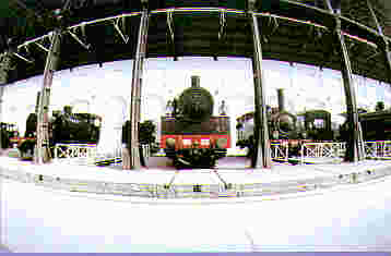 treno.jpg (7720 byte)