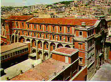 scuola.jpg (12401 byte)